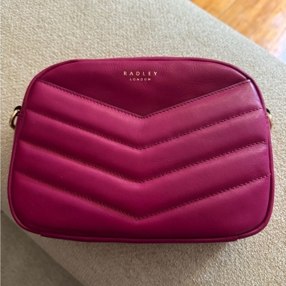 Radley London Gordon Road Pink Leather Zip-Top Crossbody Bag - Picture 1 of 3